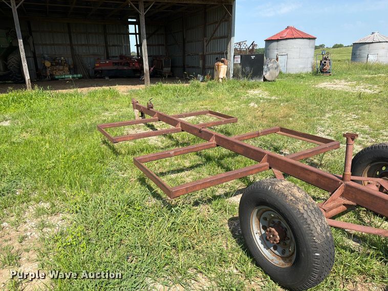 image for item FN5773 Round bale trailer
