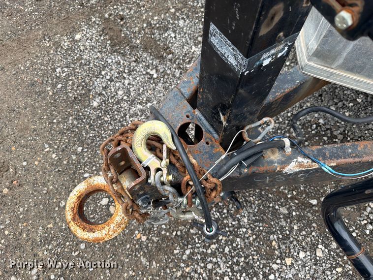 image for item FN5776 2020 Discovery Cargo Trailers, Inc. DRR8520TA5 enclosed cargo trailer