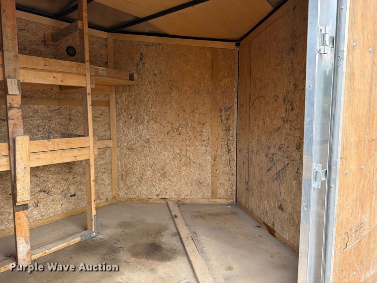 image for item FN5776 2020 Discovery Cargo Trailers, Inc. DRR8520TA5 enclosed cargo trailer