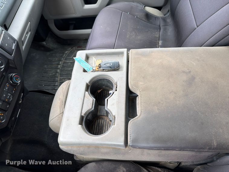 image for item FN5778 2018 Ford F250 Super Duty XLT Ext. Cab pickup truck
