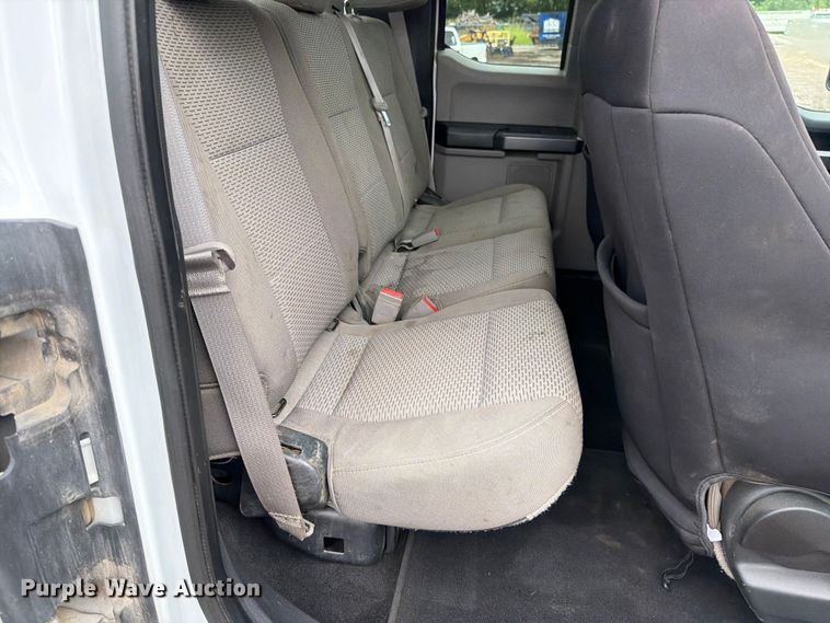 image for item FN5778 2018 Ford F250 Super Duty XLT Ext. Cab pickup truck