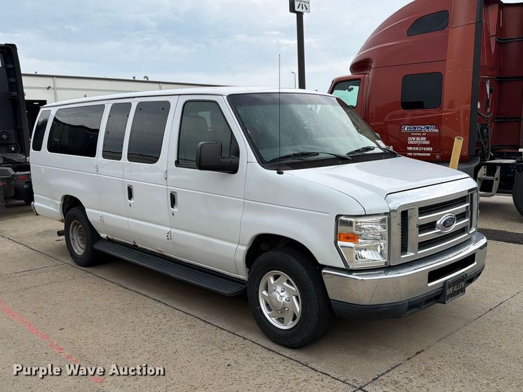 image for item FN5779 2012 Ford E350 Super Duty 