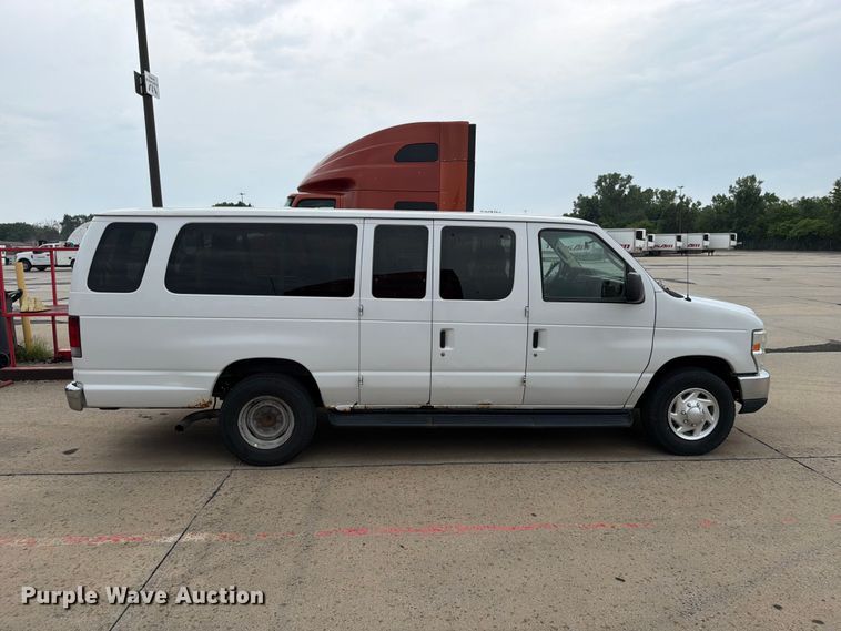 image for item FN5779 2012 Ford E350 Super Duty 
