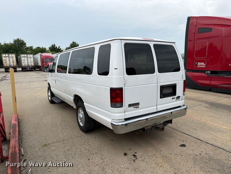 image for item FN5779 2012 Ford E350 Super Duty 