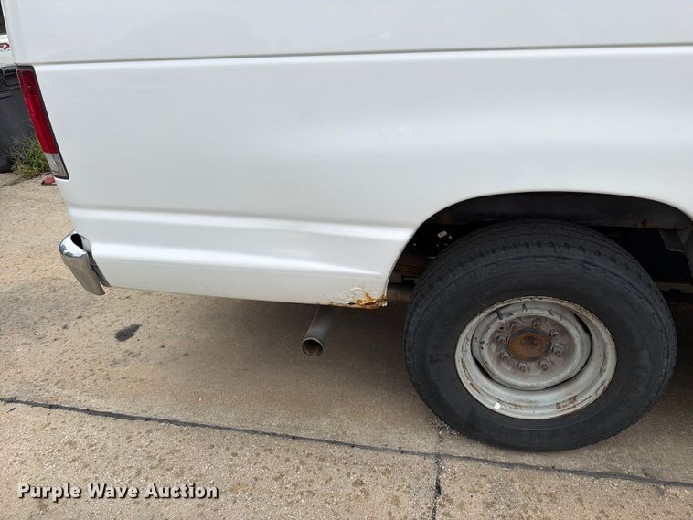 image for item FN5779 2012 Ford E350 Super Duty 