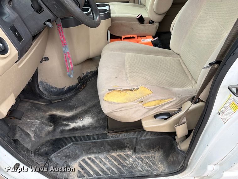 image for item FN5779 2012 Ford E350 Super Duty 