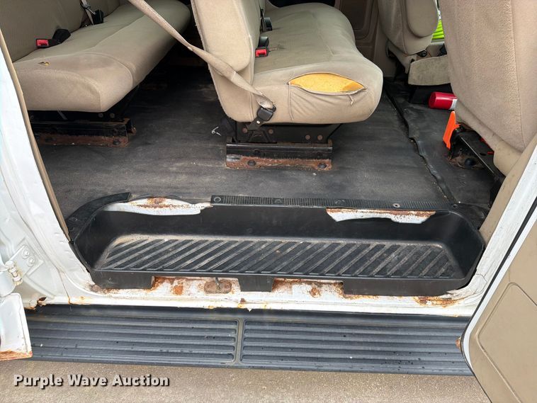 image for item FN5779 2012 Ford E350 Super Duty 