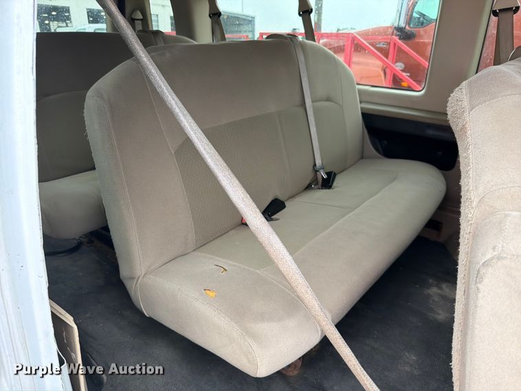 image for item FN5779 2012 Ford E350 Super Duty 
