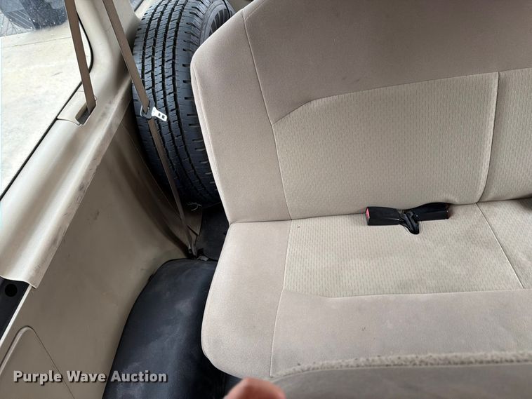 image for item FN5779 2012 Ford E350 Super Duty 