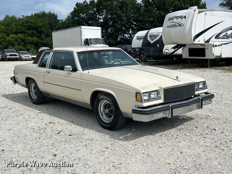 image for item FT6005 1984 Buick Lesabre 