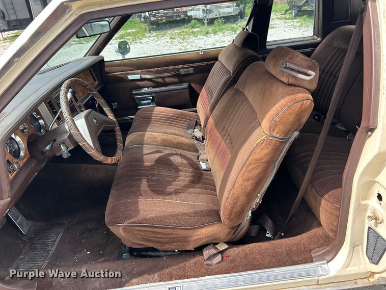 image for item FT6005 1984 Buick Lesabre 