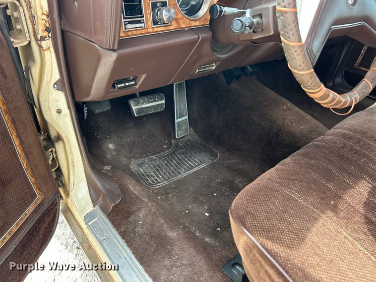 image for item FT6005 1984 Buick Lesabre 