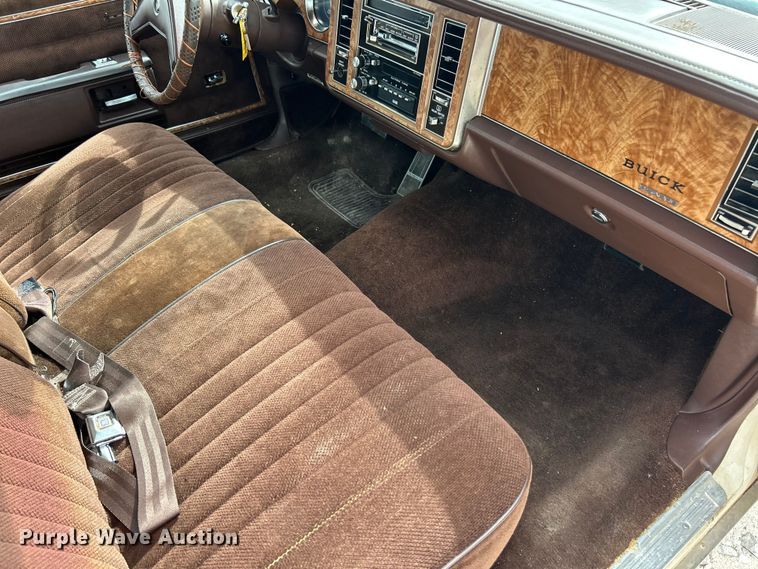 image for item FT6005 1984 Buick Lesabre 