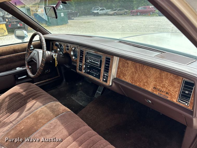 image for item FT6005 1984 Buick Lesabre 