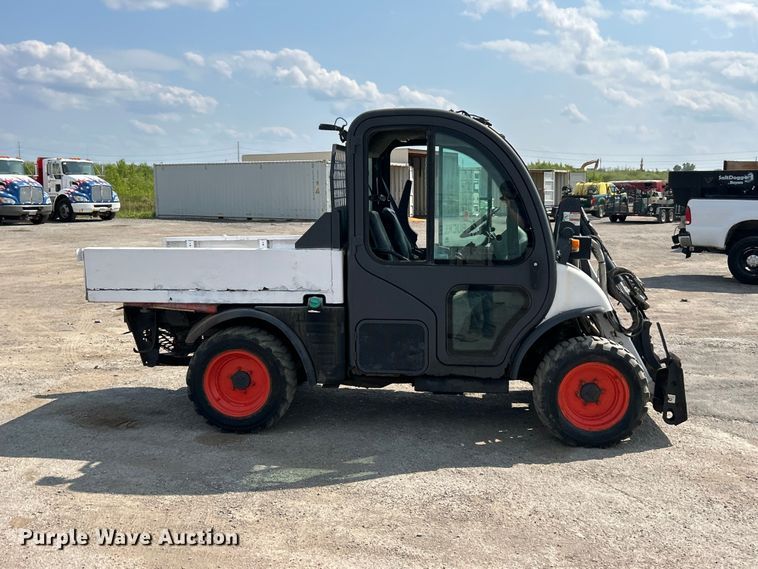 image for item FT6084 2006 Bobcat 5600 utility vehicle