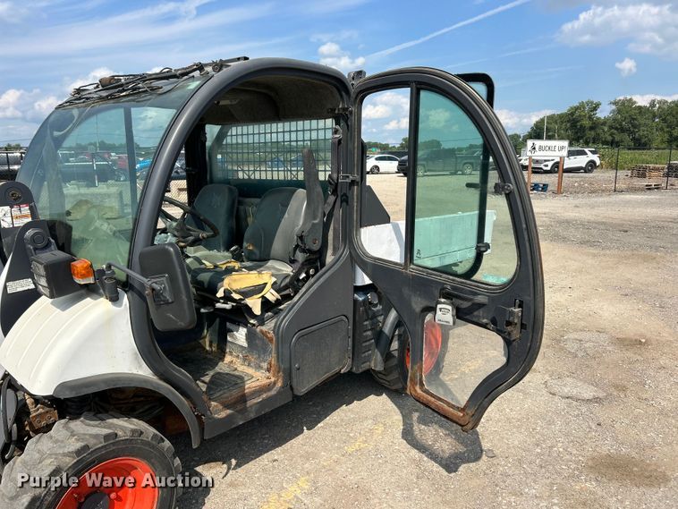 image for item FT6084 2006 Bobcat 5600 utility vehicle