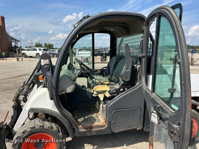 image for item FT6084 2006 Bobcat 5600 utility vehicle