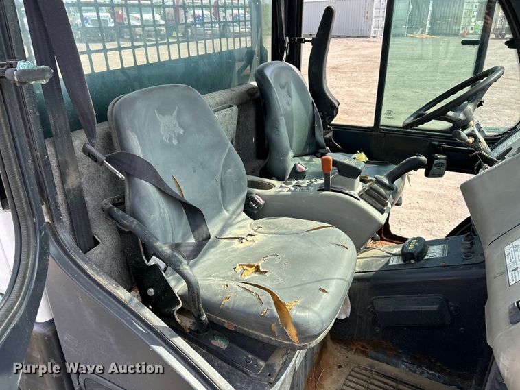 image for item FT6084 2006 Bobcat 5600 utility vehicle