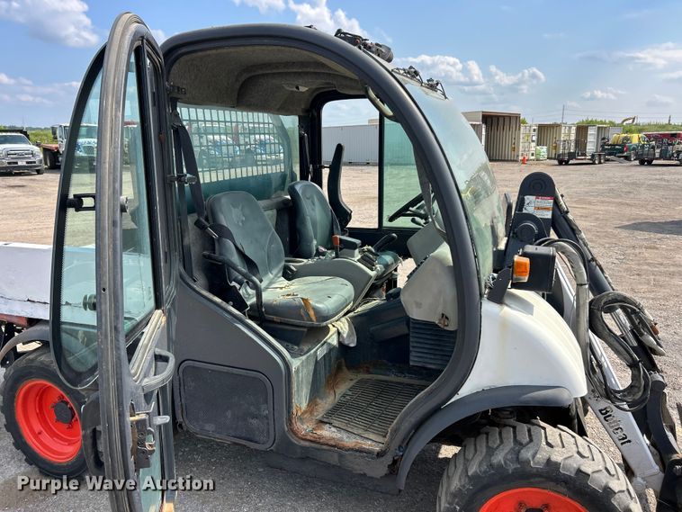 image for item FT6084 2006 Bobcat 5600 utility vehicle