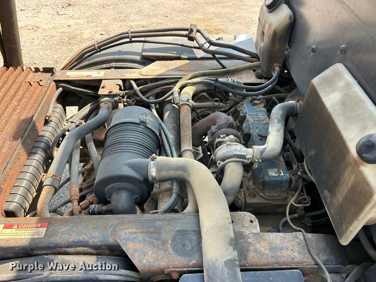 image for item FT6084 2006 Bobcat 5600 utility vehicle