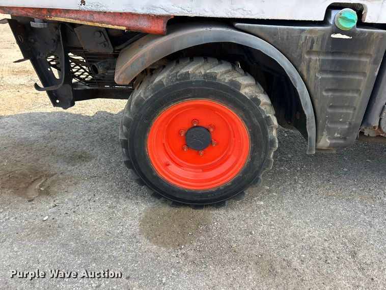image for item FT6084 2006 Bobcat 5600 utility vehicle