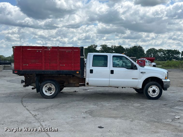 image for item FT6095 2003 Ford F450 Super Duty XL Crew Cab dump flatbed truck