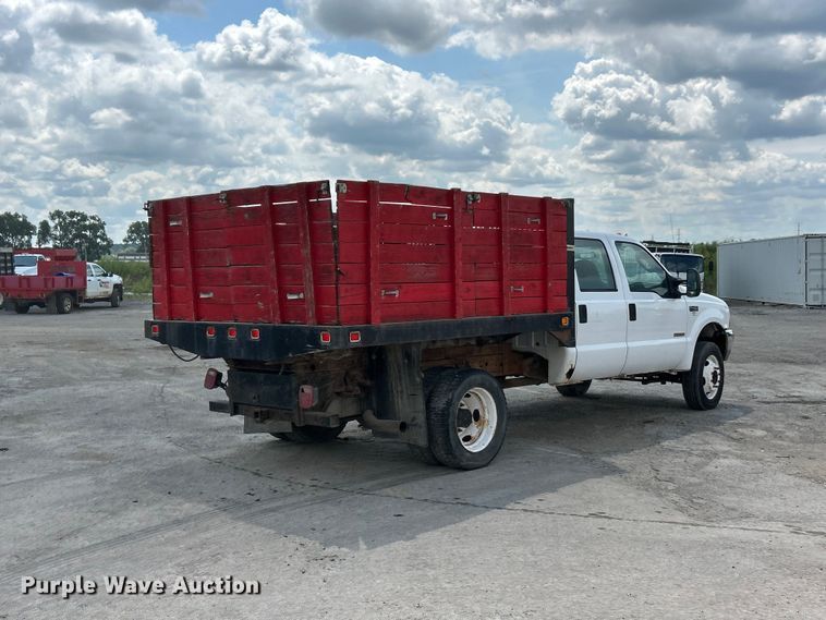 image for item FT6095 2003 Ford F450 Super Duty XL Crew Cab dump flatbed truck