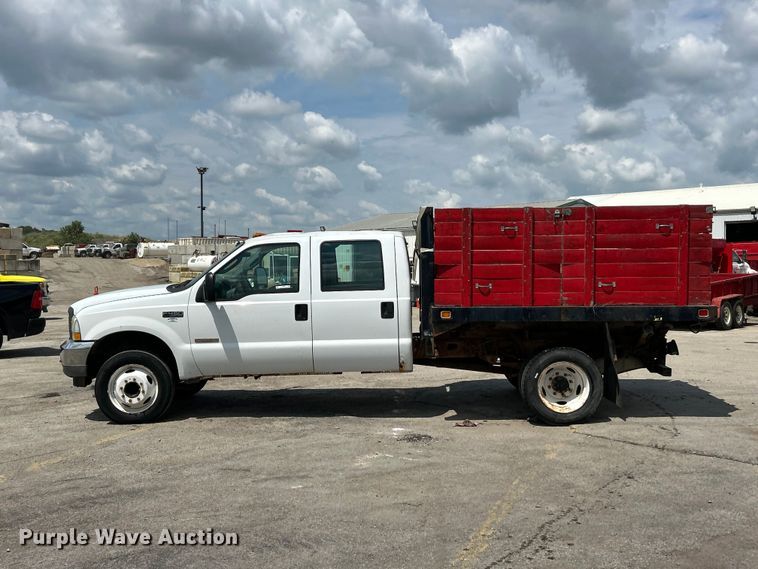 image for item FT6095 2003 Ford F450 Super Duty XL Crew Cab dump flatbed truck