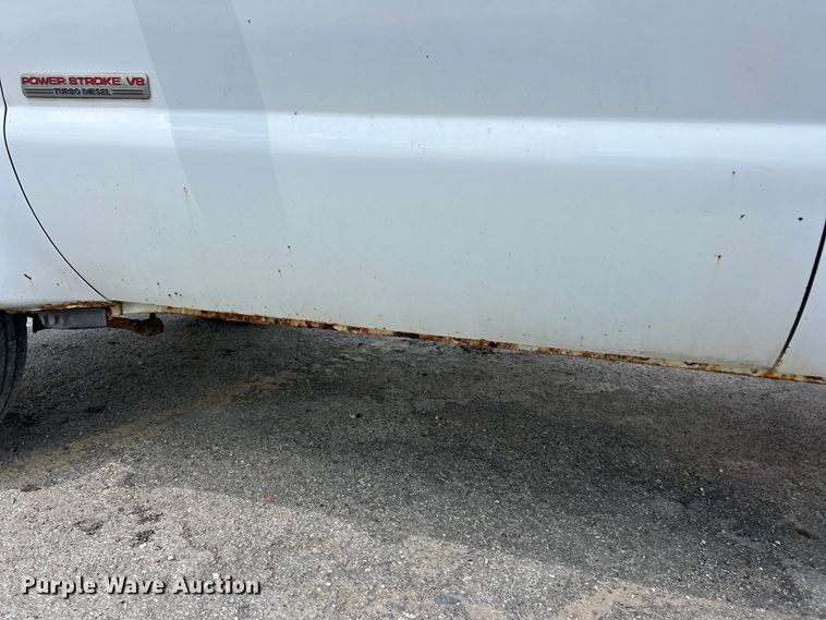 image for item FT6095 2003 Ford F450 Super Duty XL Crew Cab dump flatbed truck