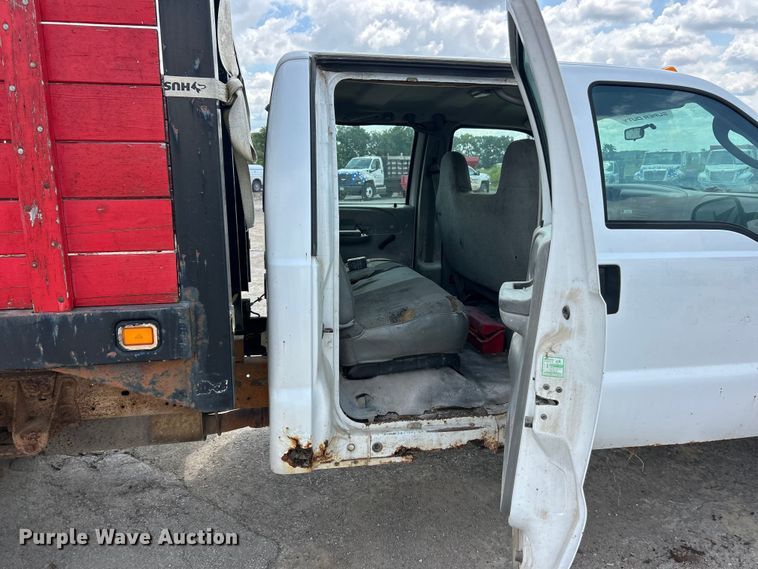 image for item FT6095 2003 Ford F450 Super Duty XL Crew Cab dump flatbed truck