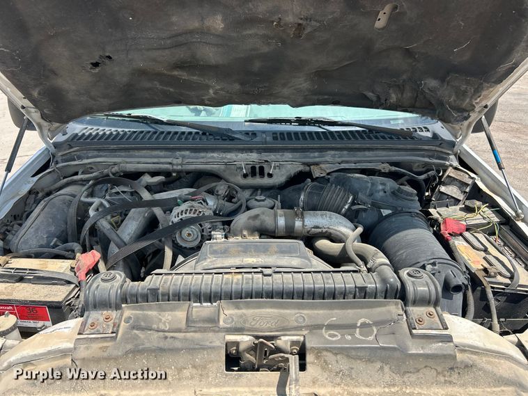 image for item FT6095 2003 Ford F450 Super Duty XL Crew Cab dump flatbed truck