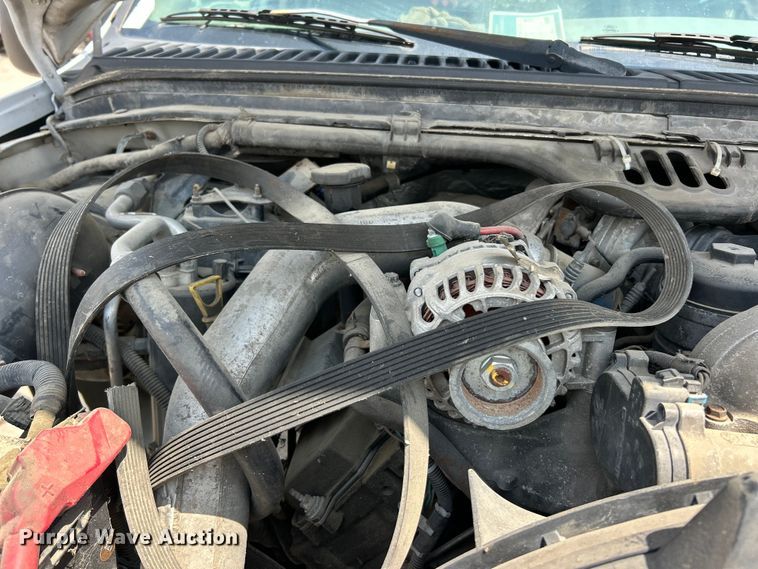 image for item FT6095 2003 Ford F450 Super Duty XL Crew Cab dump flatbed truck