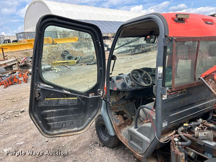image for item FT6102 2001 Kubota RTV1100 utility vehicle