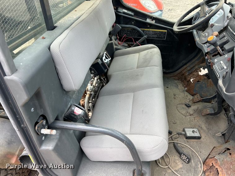 image for item FT6102 2001 Kubota RTV1100 utility vehicle
