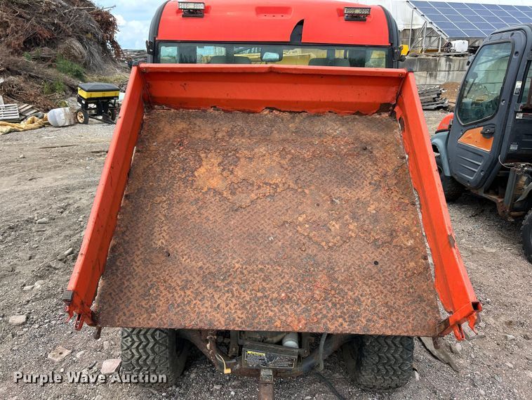 image for item FT6102 2001 Kubota RTV1100 utility vehicle