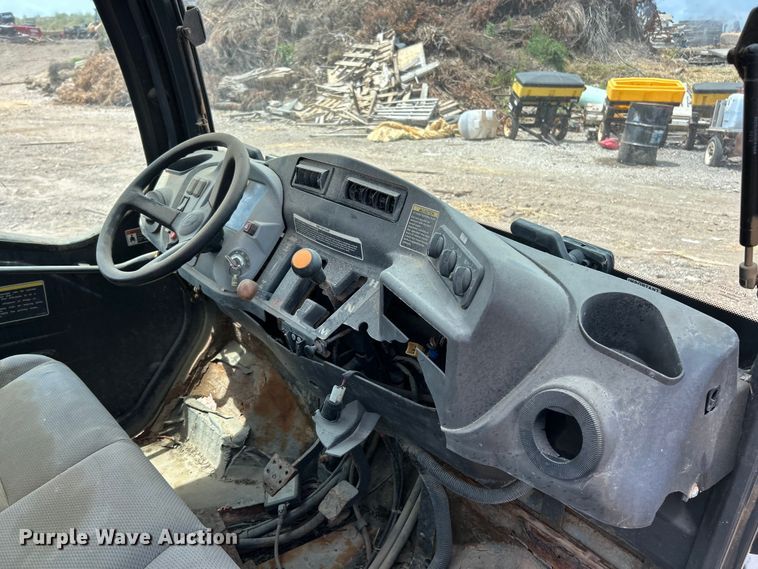 image for item FT6102 2001 Kubota RTV1100 utility vehicle