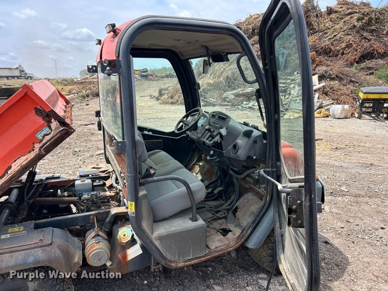 image for item FT6102 2001 Kubota RTV1100 utility vehicle