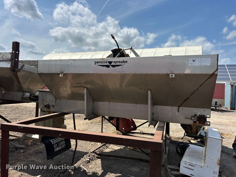 image for item FT6104 (3) salt spreaders
