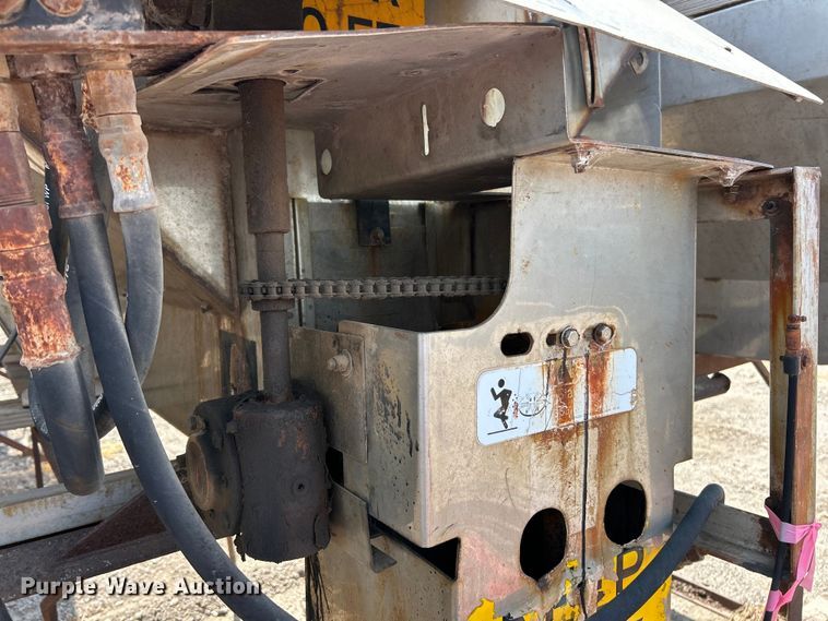 image for item FT6104 (3) salt spreaders
