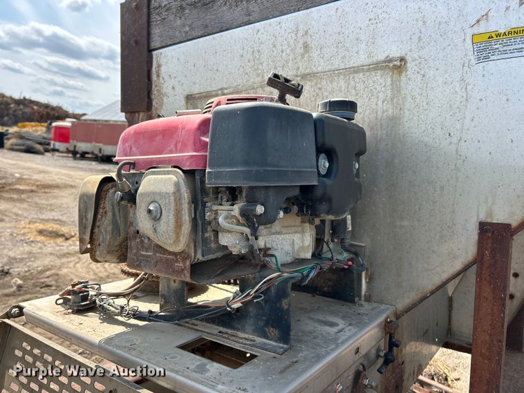 image for item FT6106 (3) salt spreaders