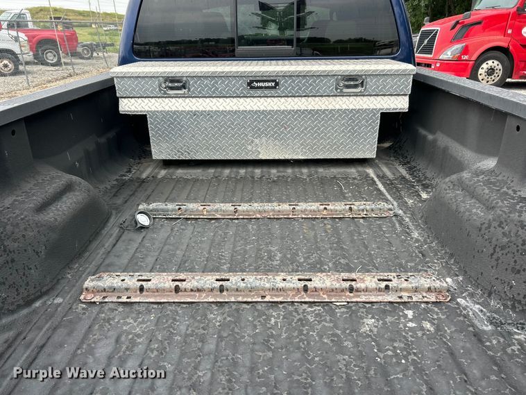 image for item FT6109 2008 Ford F350 Super Duty Lariat Crew Cab pickup truck
