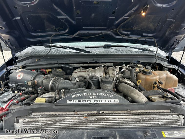 image for item FT6109 2008 Ford F350 Super Duty Lariat Crew Cab pickup truck