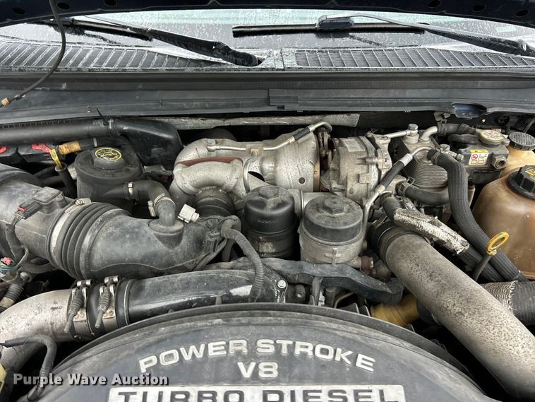 image for item FT6109 2008 Ford F350 Super Duty Lariat Crew Cab pickup truck