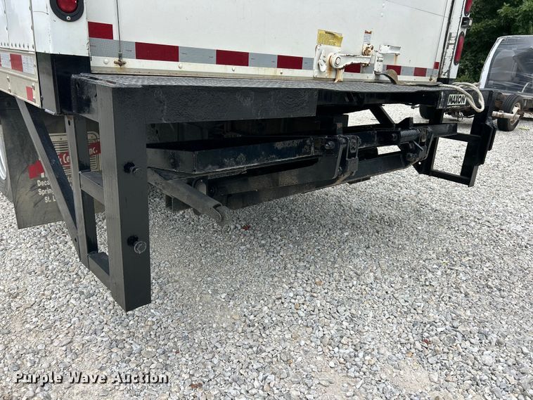 image for item FT6110 2015 Mitsubishi Fuso FE130 box truck
