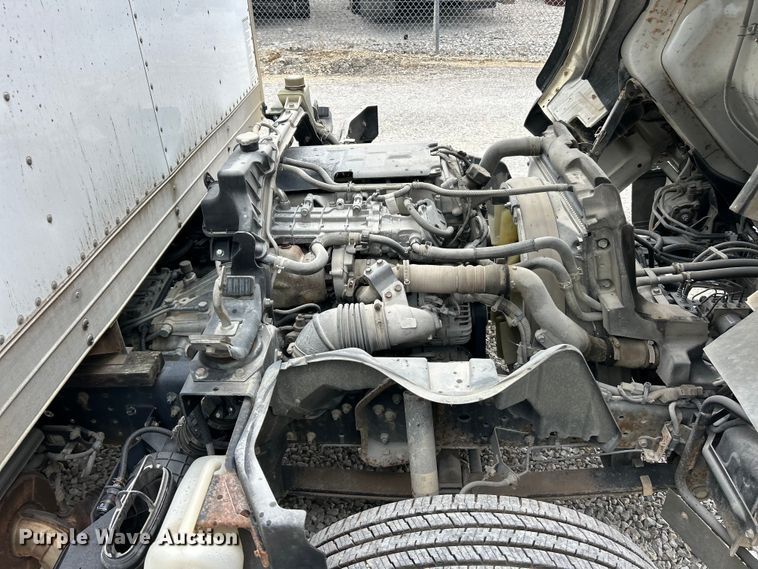 image for item FT6110 2015 Mitsubishi Fuso FE130 box truck