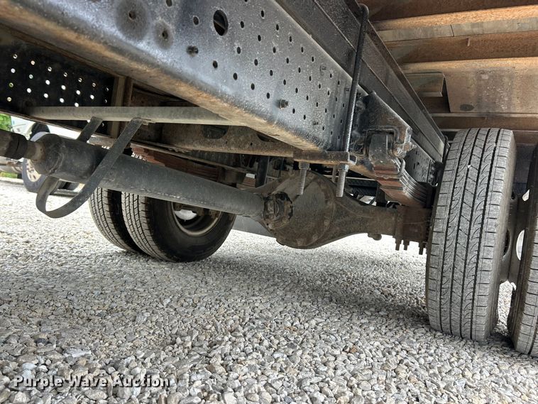 image for item FT6110 2015 Mitsubishi Fuso FE130 box truck