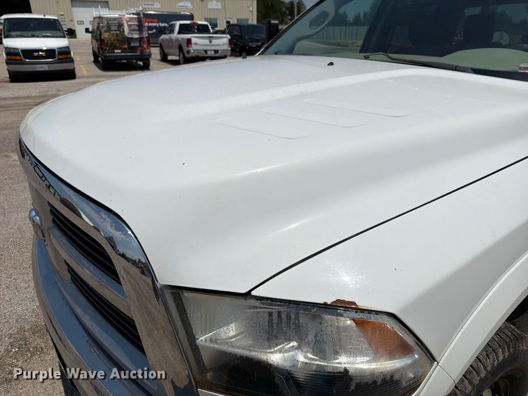 image for item FT6114 2012 Dodge Ram 3500 Crew Cab utility bed pickup truck