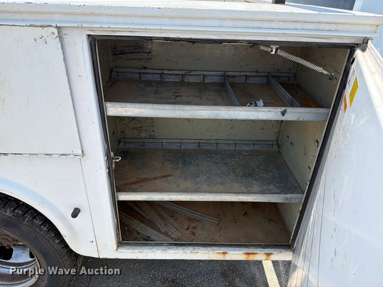 image for item FT6114 2012 Dodge Ram 3500 Crew Cab utility bed pickup truck
