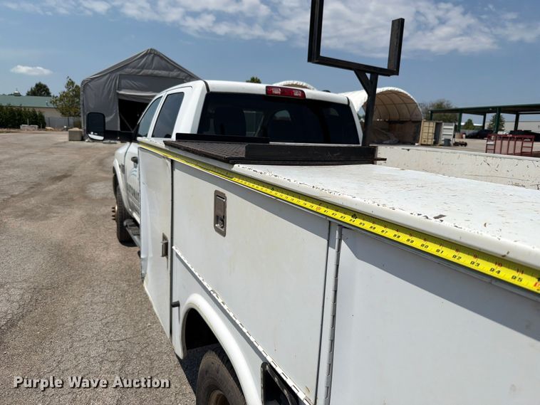 image for item FT6114 2012 Dodge Ram 3500 Crew Cab utility bed pickup truck