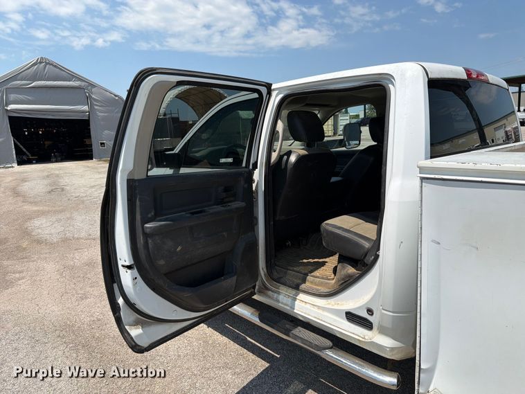 image for item FT6114 2012 Dodge Ram 3500 Crew Cab utility bed pickup truck